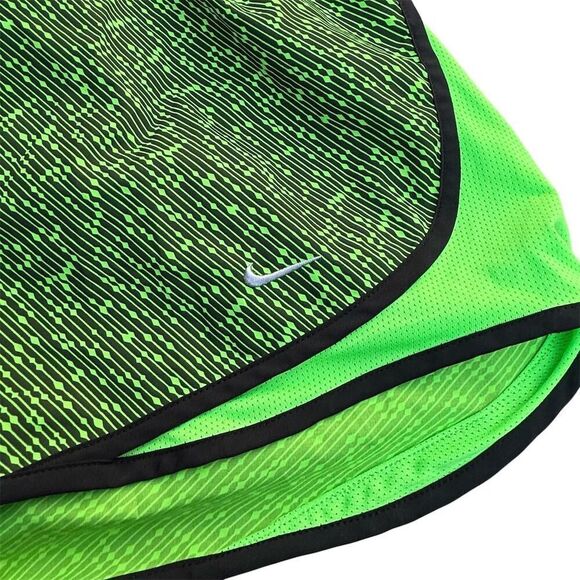 Nike Women's Running Shorts Lime Green/Black Size M Dri-FIT Activewear - Picture 7 of 7